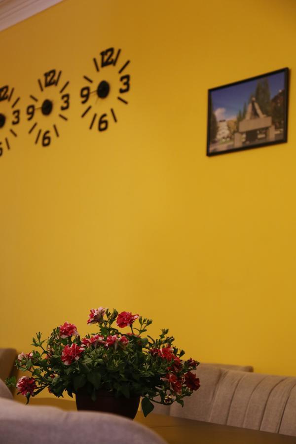 Magnolia Hostel Yerevan Exterior photo